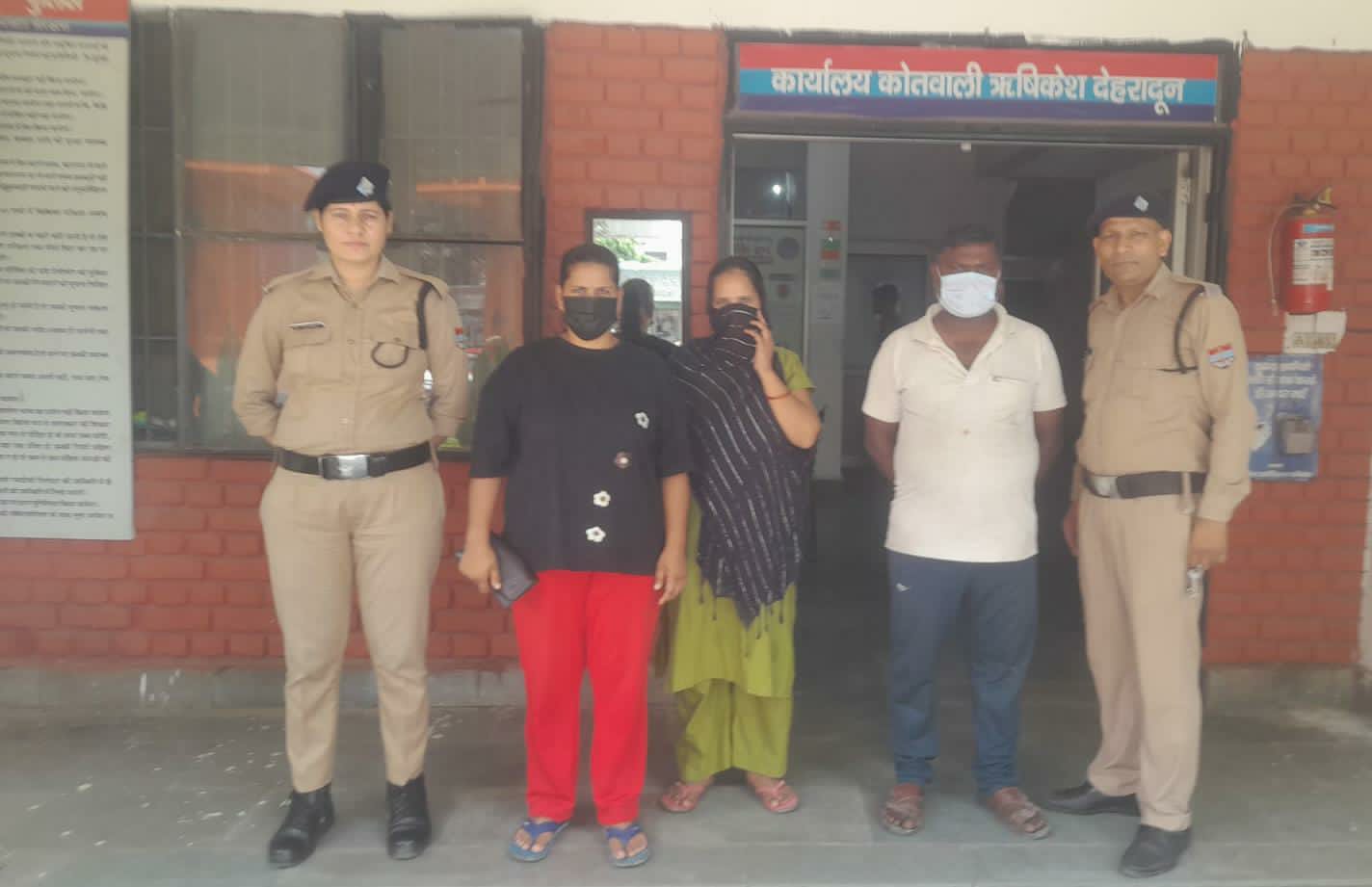 ठेली लगाने को लेकर दो पक्षो में कोतवाली के अंदर ही हुआ विवाद, 3 गिरफ्तार