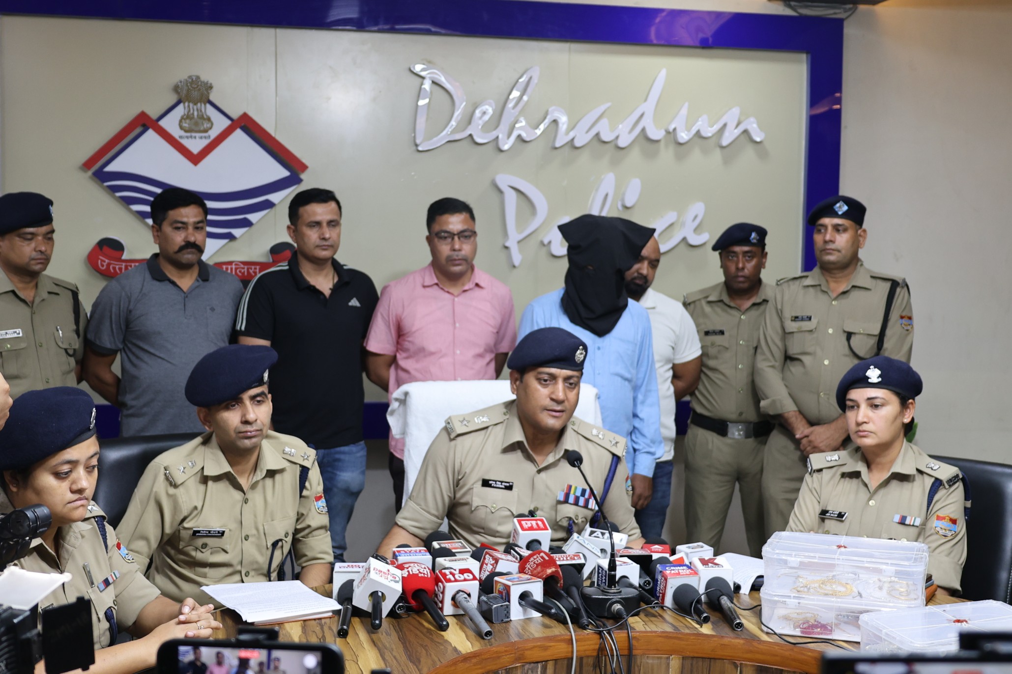 एम्स ऋषिकेश में लाखों की चोरी का खुलासा,आंध्र प्रदेश का अंतर्राज्यीय चोर गिरफ्तार