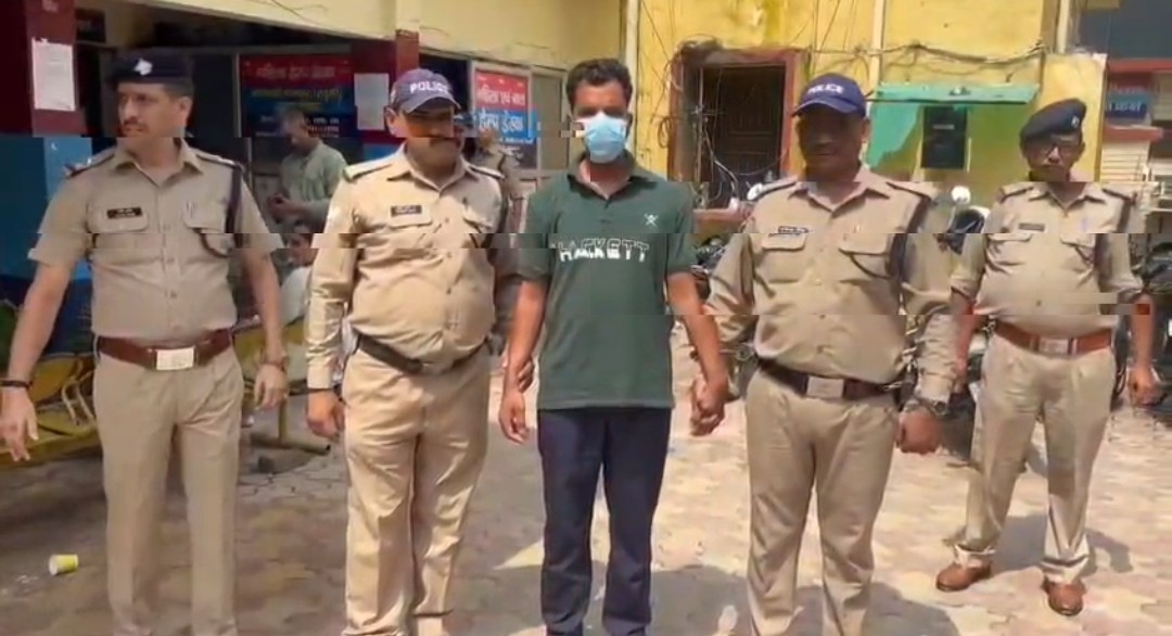 रुड़की डबल मर्डर का चंद घंटों में खुलासा, दो बहनों की हत्या का आरोपी भाई गिरफ्तार