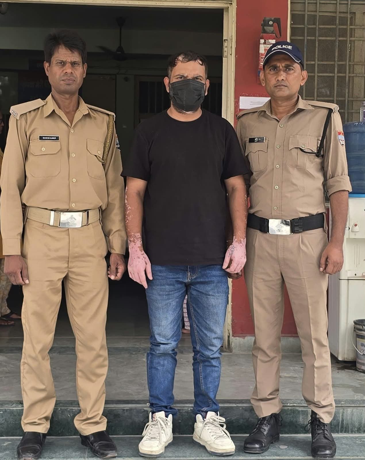 फर्म की 15 लाख की रकम निजी अकाउंट में डालने वाला अकाउंटेंट गिरफ्तार