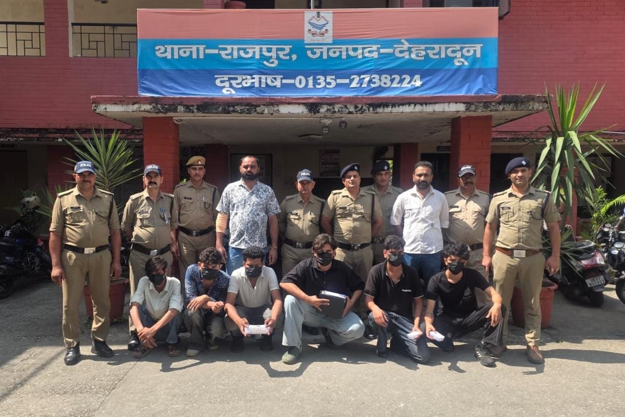 दून पुलिस ने किया एमडीएमए तस्करी का खुलासा, छह युवक गिरफ्तार