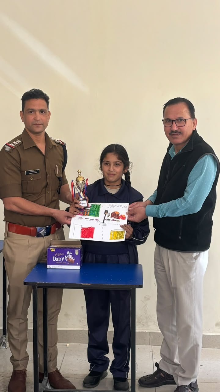 एसएसपी टिहरी के निर्देशन में राष्ट्रीय एकता दिवस के उपलक्ष्य में विद्यार्थियों एवं अभिभावकों को किया जागरूक