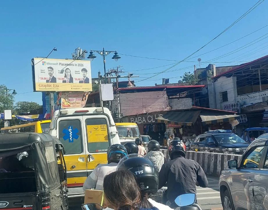 जाम में दम तोड़ती 'गोल्डन ऑवर्स' की उम्मीद